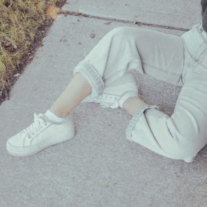 Baggy Jeans Crop Top Streetwear: The 30-Second Rule That Makes Baggy Jeans and Crop Tops Look Expensive
