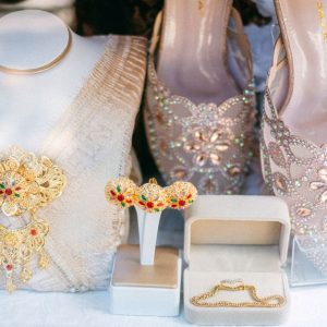 Everyday Gold Jewelry Under 0: Everyday Gold Jewelry on a 0 Budget: What Doesn’t Fade and How to Style It