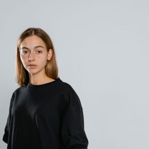 High-Quality Clothing Basics: The Clothing Seams Test That Predicts a Decade of Wear